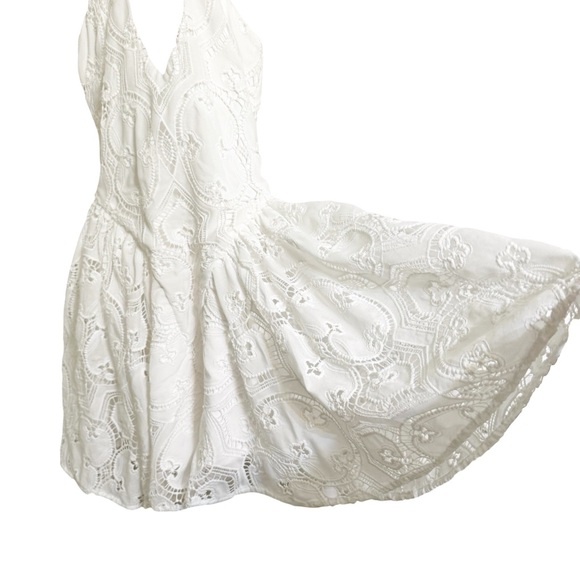 DELFI COLLECTIVE Hera Dress Short In Eyelet Lace in White Size XS - Picture 4 of 12